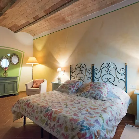 Podere Torricella Apartment *