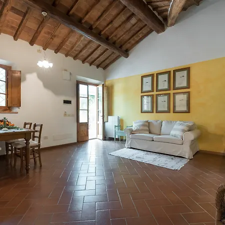 Podere Torricella Apartment