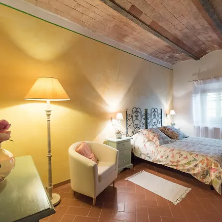 Podere Torricella Apartment *